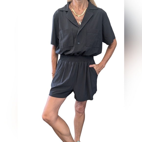 Vuori Black Utility Romper Womens M Short Sleeve Button Front Elastic Waist Jump - Picture 2 of 9